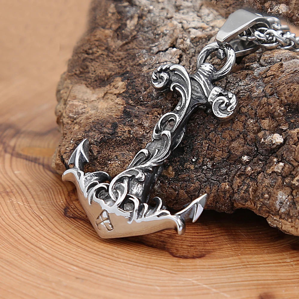Collier pendentif injecteur en - Battle Rope Anchor avis et prix